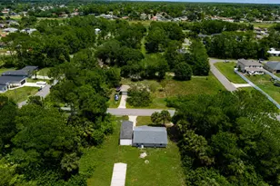 1076 Ivanhoe St NW, Palm Bay, FL 32907 - Photo 19