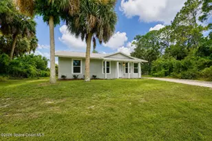 1076 Ivanhoe St NW, Palm Bay, FL 32907 - Photo 1
