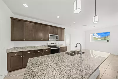 462 Hancock Street SW, Palm Bay, FL 32908 - Photo 9