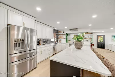 590 Sherwood Avenue, Satellite Beach, FL 32937 - Photo 17