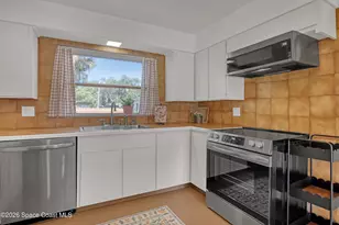 131 Woodland Dr, West Melbourne, FL 32904 - Photo 7