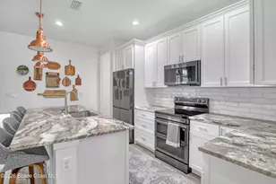 950 Tahiti Ave SE, Palm Bay, FL 32909 - Photo 11