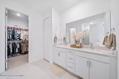 732 Veridian Circle NW, Palm Bay, FL 32907 - Photo 13