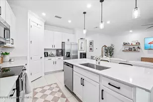 732 Veridian Cir NW, Palm Bay, FL 32907 - Photo 9