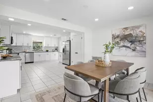 5215 Pina Vista Dr, Melbourne, FL 32934 - Photo 11