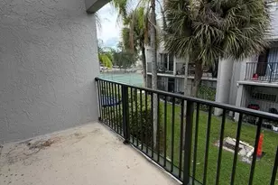 30 NW 87th Ave, Miami, FL 33172 - Photo 5