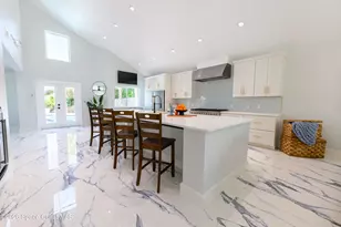 398 Riverview Ln, Melbourne Beach, FL 32951 - Photo 11