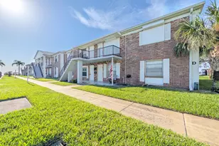 190 E Olmstead Dr, Titusville, FL 32780 - Photo 1