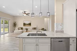 624 Osmosis Dr SW, Palm Bay, FL 32908 - Photo 13