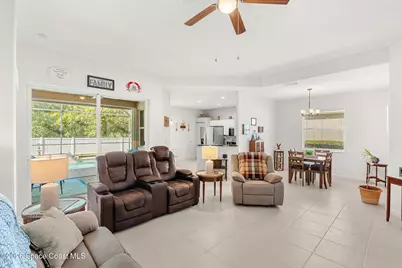 571 Gardendale Circle SE, Palm Bay, FL 32909 - Photo 9