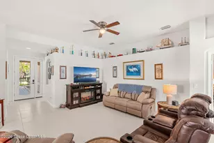 571 Gardendale Cir SE, Palm Bay, FL 32909 - Photo 13