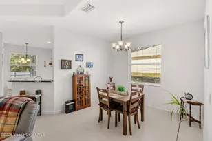 571 Gardendale Cir SE, Palm Bay, FL 32909 - Photo 11
