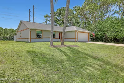 1667 Glencove Avenue NW, Palm Bay, FL 32907 - Photo 3
