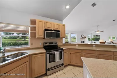 569 Spring Lake Drive, Melbourne, FL 32940 - Photo 27