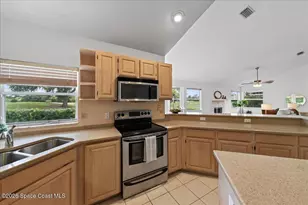 569 Spring Lake Dr, Melbourne, FL 32940 - Photo 27