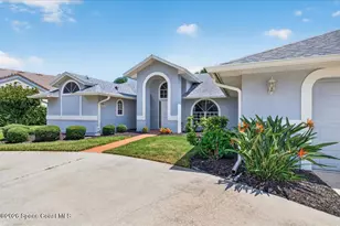 569 Spring Lake Dr, Melbourne, FL 32940 - Photo 3