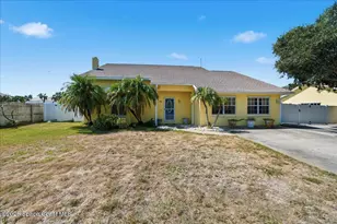 205 Sea Dunes Dr, Melbourne Beach, FL 32951 - Photo 5