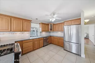 205 Sea Dunes Dr, Melbourne Beach, FL 32951 - Photo 29
