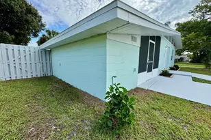 2252 Laden Rd, Melbourne, FL 32935 - Photo 25