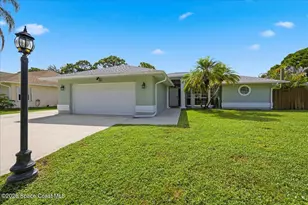 402 Concha Dr, Sebastian, FL 32958 - Photo 1