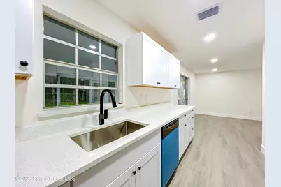 1675 Ashwood Avenue, Titusville, FL 32796 - Photo 9