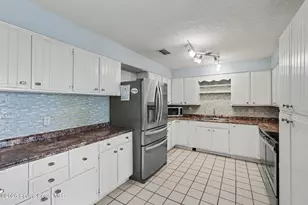 953 Cherokee Rd SE, Palm Bay, FL 32909 - Photo 11