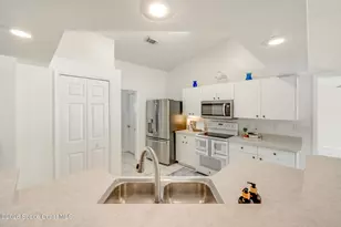 883 Del Mar Cir, West Melbourne, FL 32904 - Photo 13