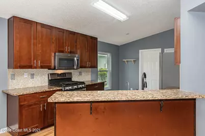 470 Wickham Lakes Drive, Melbourne, FL 32940 - Photo 5