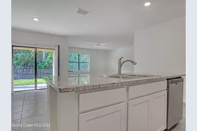 7559 Tourmaline Drive, Grant-Valkaria, FL 32949 - Photo 9