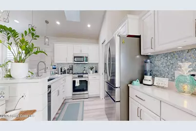212 Fillmore Avenue, Cape Canaveral, FL 32920 - Photo 5