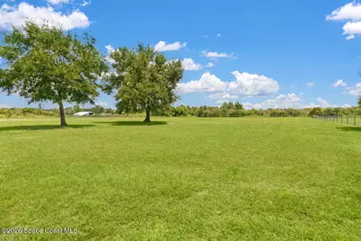 3560 Pennsylvania Avenue N, Mims, FL 32754 - Photo 9