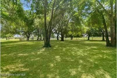 3560 Pennsylvania Avenue N, Mims, FL 32754 - Photo 15