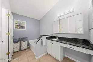 3382 Lakeview Cir, Melbourne, FL 32934 - Photo 23