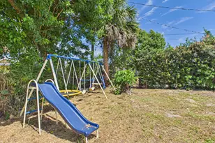 944 Lance St, Sebastian, FL 32958 - Photo 7