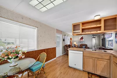 250 Liberty Lane, Melbourne Beach, FL 32951 - Photo 9