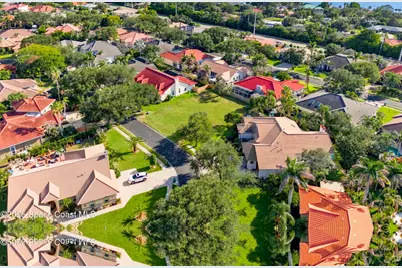 565 Newport Drive, Indialantic, FL 32903 - Photo 19