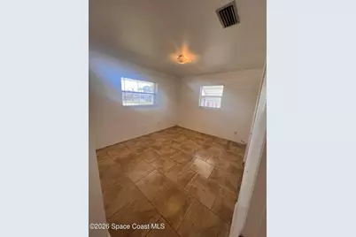 2407 Lakeview Drive, Melbourne, FL 32935 - Photo 7