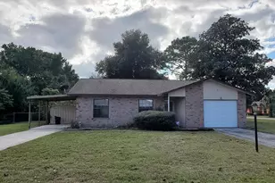 463 Spring Ln, Ocala, FL 34472 - Photo 1