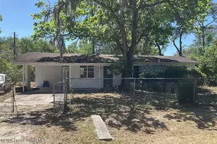1341 SE 24th Ave, Gainesville, FL 32653 - Photo 3
