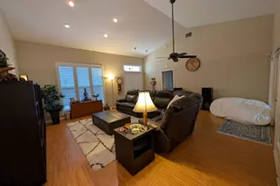 447 Lake Victoria Cir, Melbourne, FL 32940 - Photo 15