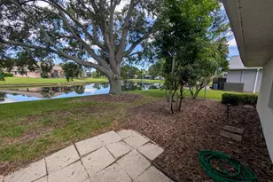 447 Lake Victoria Cir, Melbourne, FL 32940 - Photo 37
