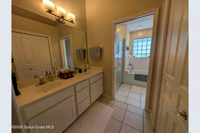 447 Lake Victoria Circle, Melbourne, FL 32940 - Photo 9