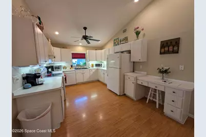 447 Lake Victoria Circle, Melbourne, FL 32940 - Photo 17
