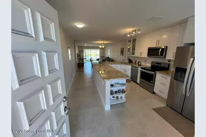 8777 Warwick Drive, Boca Raton, FL 33434 - Photo 5