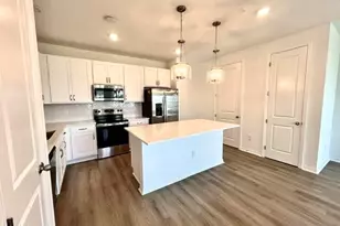 1239 Bluewater Ln, Rockledge, FL 32955 - Photo 7