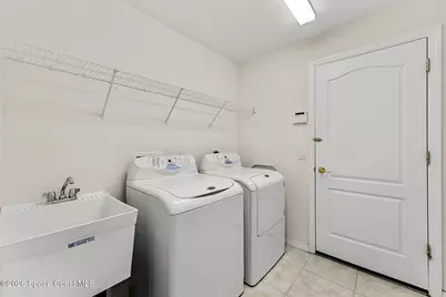 3672 Shawnee Lane, Melbourne, FL 32901 - Photo 27
