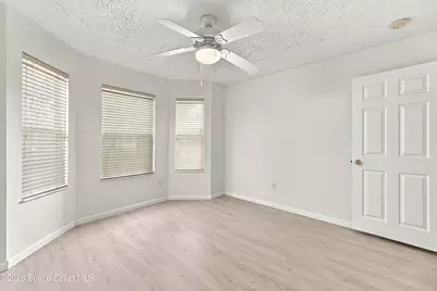 1381 Olde Bailey Lane, Melbourne, FL 32904 - Photo 9