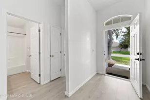 1381 Olde Bailey Ln, Melbourne, FL 32904 - Photo 3
