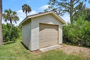 3750 Shady Run Rd, Melbourne, FL 32934 - Photo 29