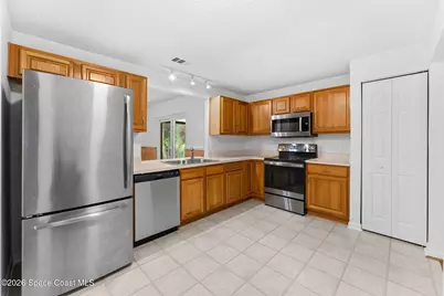814 Campina Avenue SE, Palm Bay, FL 32909 - Photo 5
